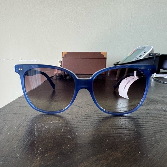 Celine sunglasses - Picture 7 of 9